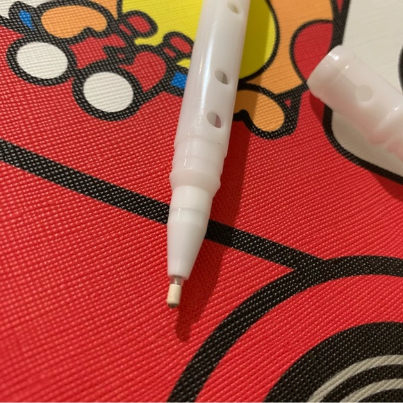 💙 White Flute Shaped Whistle Pen - As Is - Picture 4 of 11